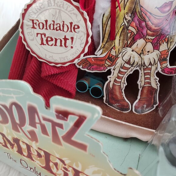 Bratz Vintage 2001 Doll Campfire Tent Set MGA Entertainment - Picture 8 of 12